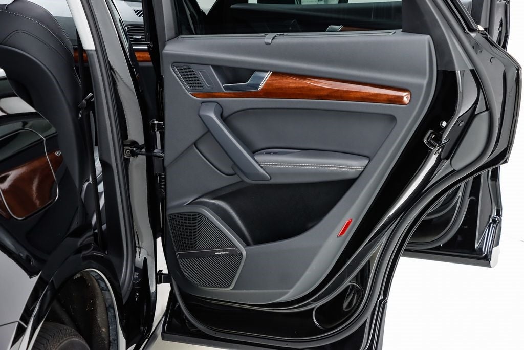2023 Audi Q5 40 Prestige quattro